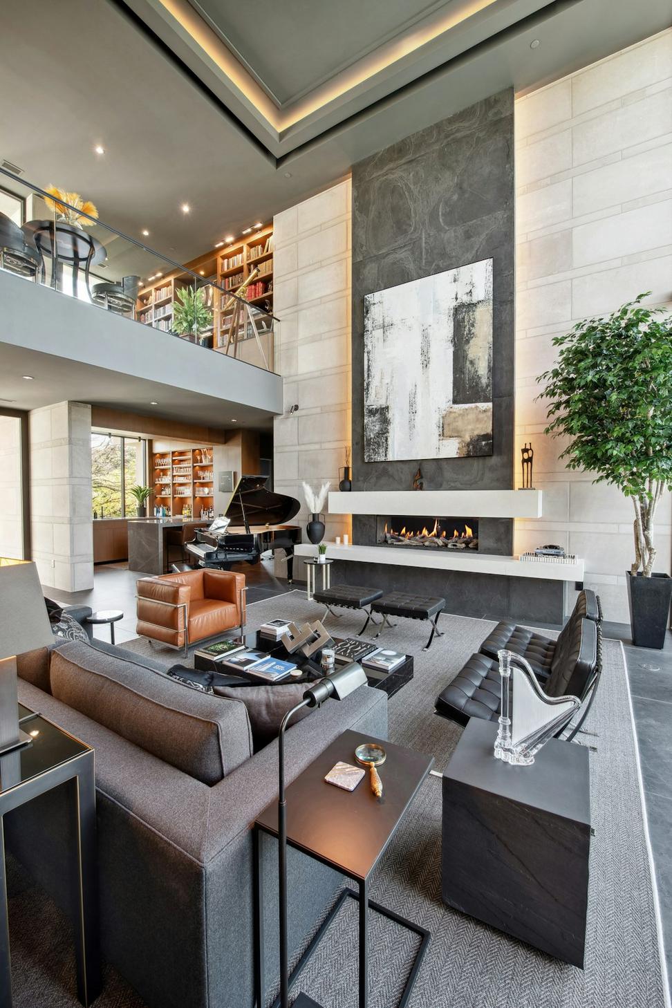 Skyline Penthouse